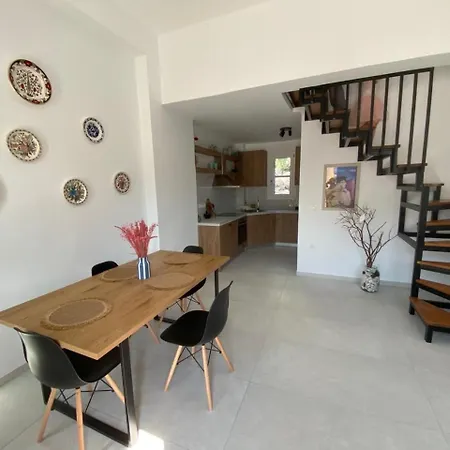 Marlen Pearl Holiday home Megisti